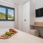 Villa Nacle With Heated Pool And Large Playground Near Omis And Split Duće