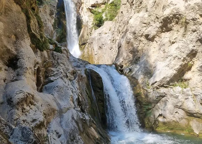 Nacle With Heated Pool And Large Playground Near Omis And Split * Duće