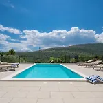 Villa Nacle With Heated Pool And Large Playground Near Omis And Split *