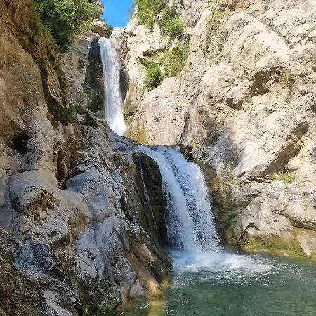Nacle With Heated Pool And Large Playground Near Omis And Split * Duće