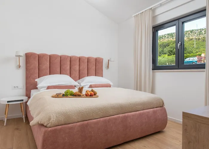 Villa New! Modern Nacle With Heated Pool *